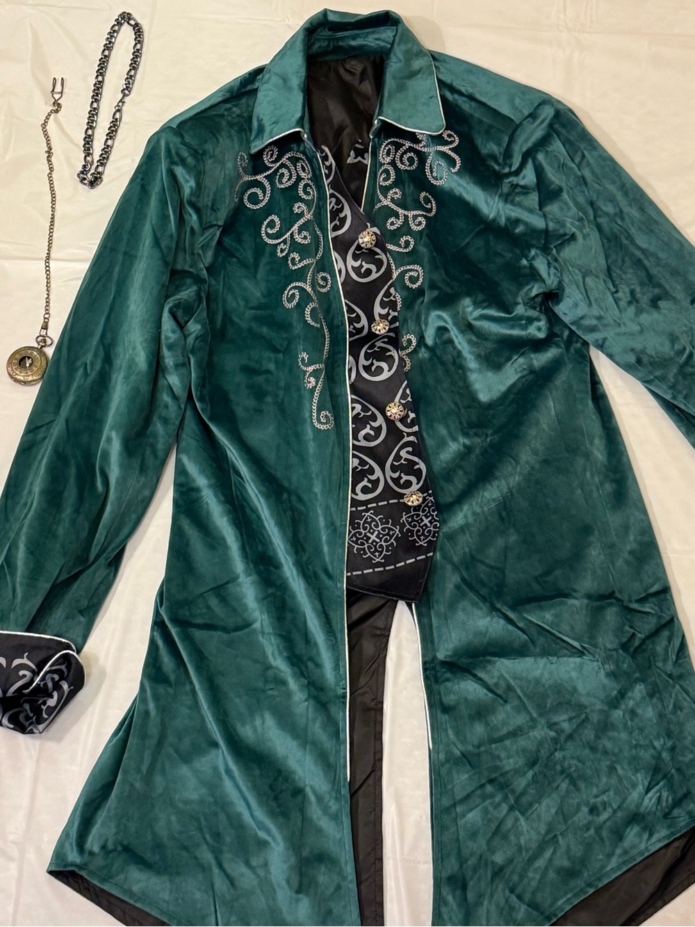Halloween Men’s Green Velvet costume Coat
